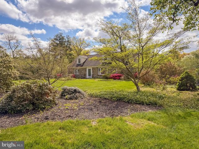 5 SAINT JAMES PL, Yardley, PA 19067