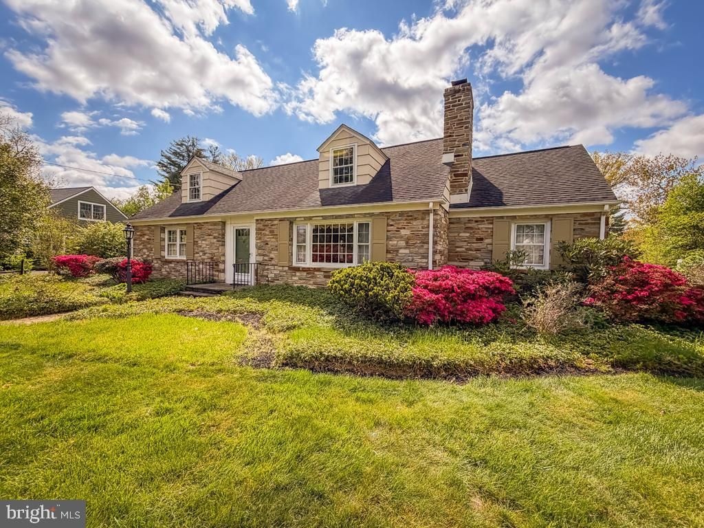 5 SAINT JAMES PL, Yardley, PA 19067