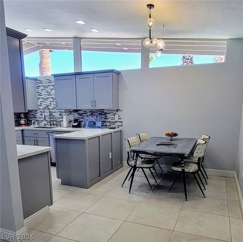 3327 Seminole Circle, Las Vegas, NV 89169
