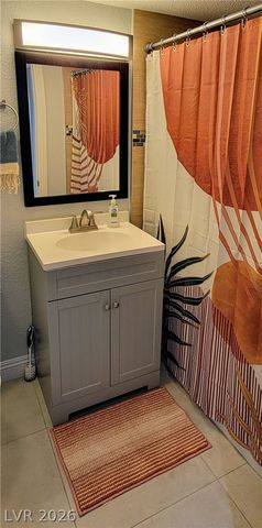 3327 Seminole Circle, Las Vegas, NV 89169