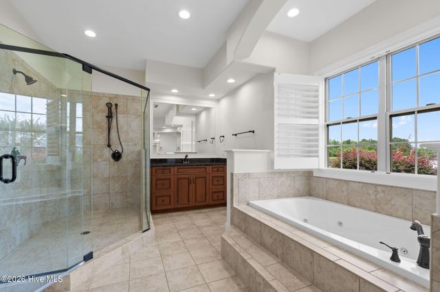 8476 Compass Pointe East Wynd NE, Leland, NC 28451