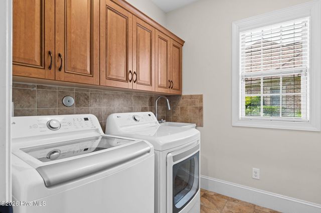 8476 Compass Pointe East Wynd NE, Leland, NC 28451