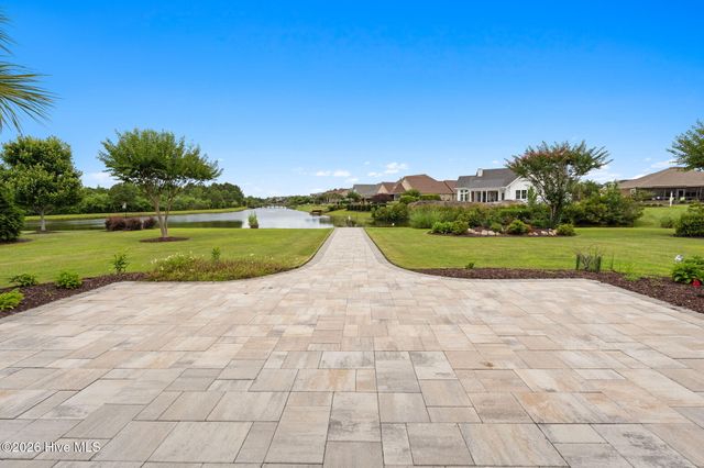 8476 Compass Pointe East Wynd NE, Leland, NC 28451