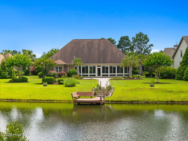 8476 Compass Pointe East Wynd NE, Leland, NC 28451