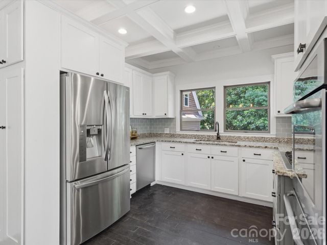 911 Weymouth Drive, Gastonia, NC 28056