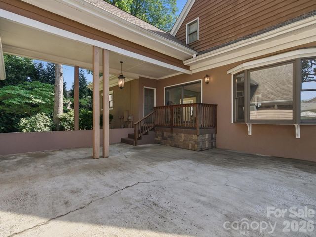 911 Weymouth Drive, Gastonia, NC 28056