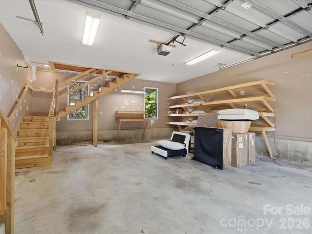 911 Weymouth Drive, Gastonia, NC 28056