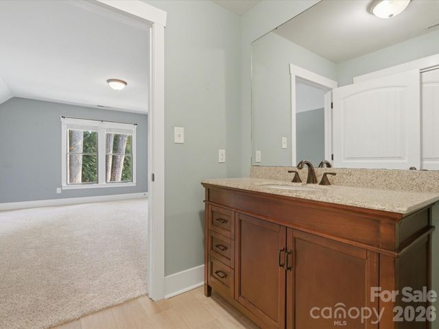 911 Weymouth Drive, Gastonia, NC 28056