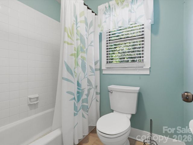 911 Weymouth Drive, Gastonia, NC 28056