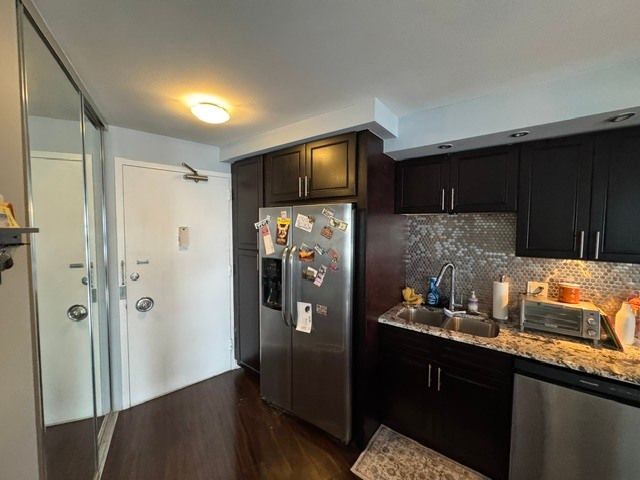 300 N STATE Street 4828, Chicago, IL 60654
