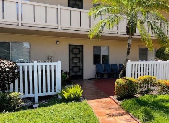 6936 Huntington Ln 103, Delray Beach, FL 33446