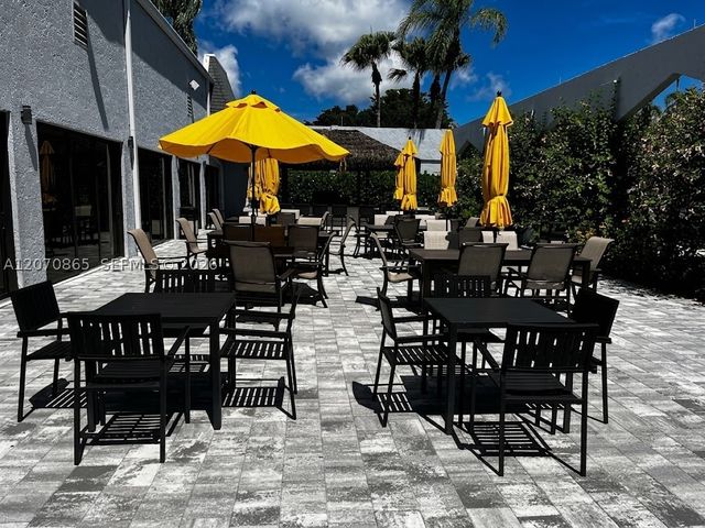 6936 Huntington Ln 103, Delray Beach, FL 33446