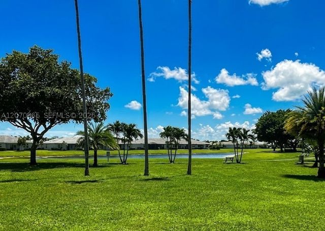 6936 Huntington Ln 103, Delray Beach, FL 33446