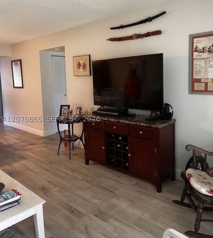 6936 Huntington Ln 103, Delray Beach, FL 33446