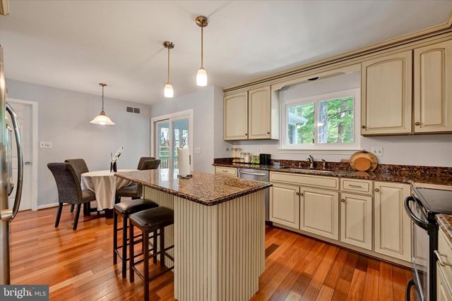 34 DULANEY HILLS CT, Cockeysville, MD 21030