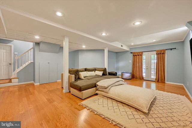 34 DULANEY HILLS CT, Cockeysville, MD 21030
