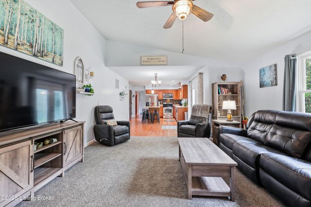 4996 Clark Station Rd, Finchville, KY 40022