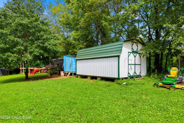 4996 Clark Station Rd, Finchville, KY 40022