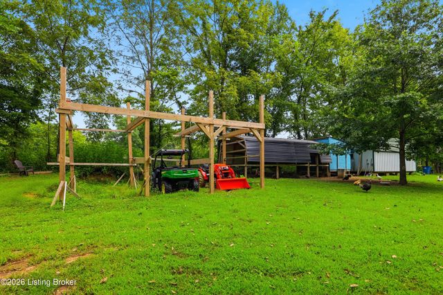 4996 Clark Station Rd, Finchville, KY 40022