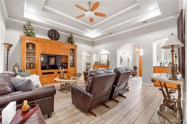 2616 Bluebird Avenue, Mcallen, TX 78504