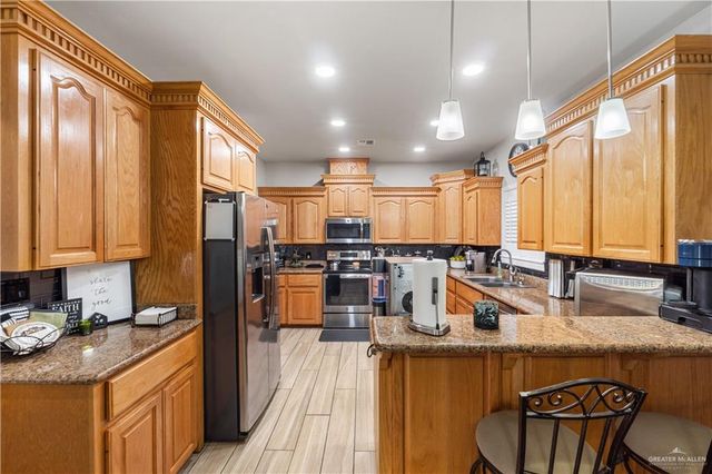 2616 Bluebird Avenue, Mcallen, TX 78504
