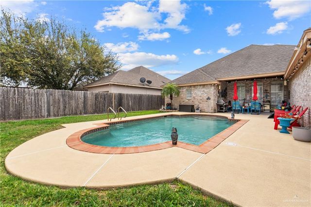 2616 Bluebird Avenue, Mcallen, TX 78504