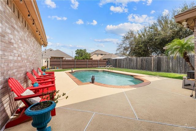 2616 Bluebird Avenue, Mcallen, TX 78504