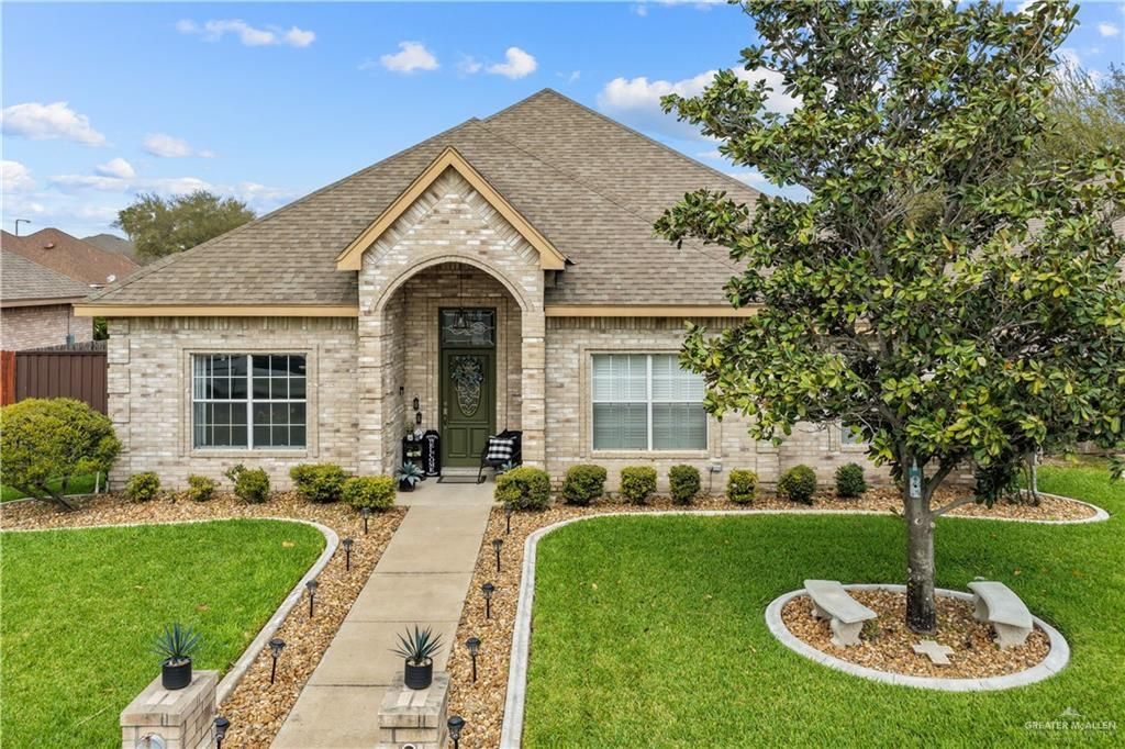 2616 Bluebird Avenue, Mcallen, TX 78504