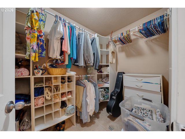 1215 N FIRST Ave, Rockaway Beach, OR 97136