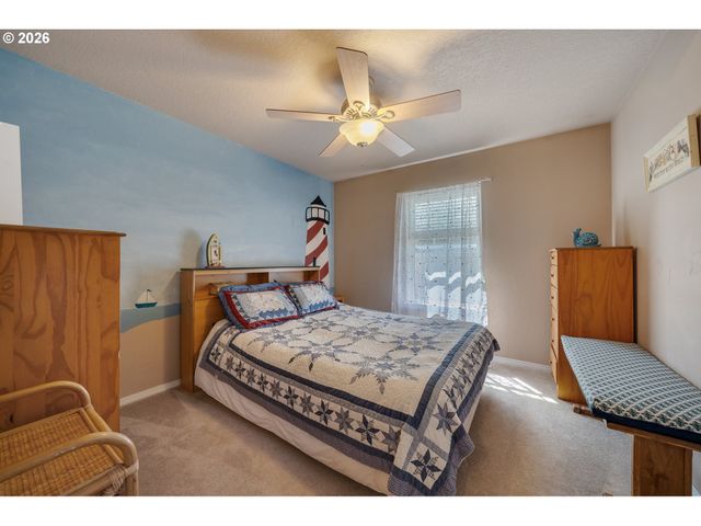 1215 N FIRST Ave, Rockaway Beach, OR 97136