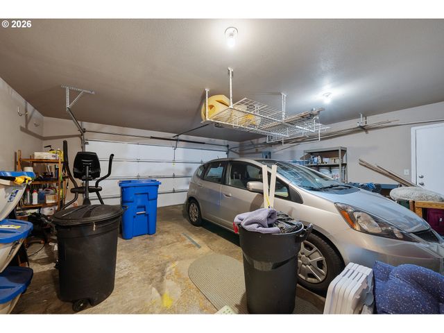 1215 N FIRST Ave, Rockaway Beach, OR 97136