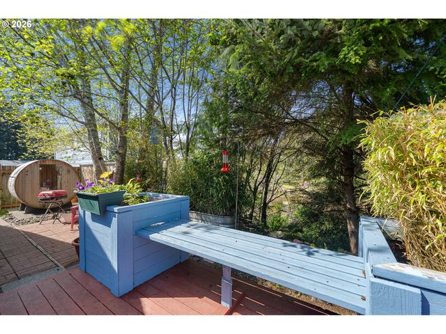 1215 N FIRST Ave, Rockaway Beach, OR 97136