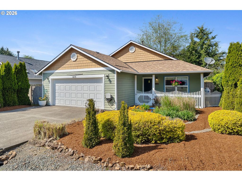 1215 N FIRST Ave, Rockaway Beach, OR 97136