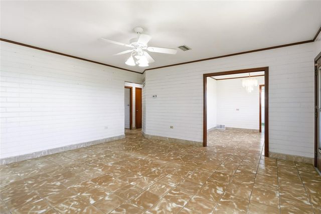 211 LAKESHORE BOULEVARD, St Cloud, FL 34769