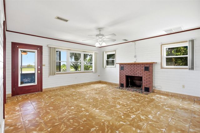 211 LAKESHORE BOULEVARD, St Cloud, FL 34769