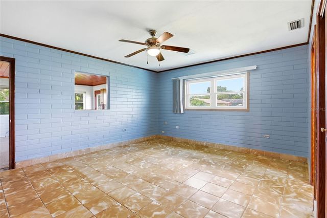 211 LAKESHORE BOULEVARD, St Cloud, FL 34769