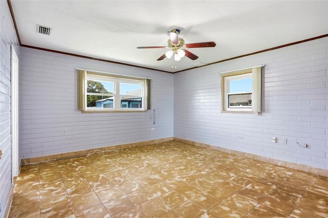211 LAKESHORE BOULEVARD, St Cloud, FL 34769