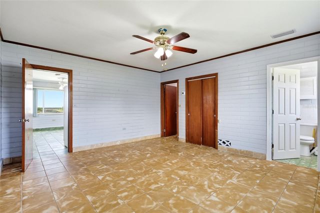 211 LAKESHORE BOULEVARD, St Cloud, FL 34769