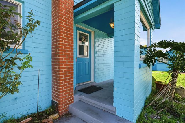 211 LAKESHORE BOULEVARD, St Cloud, FL 34769