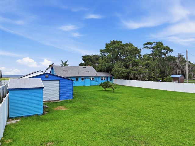 211 LAKESHORE BOULEVARD, St Cloud, FL 34769