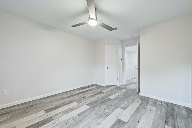 2320 Riddle RD A, Austin, TX 78748
