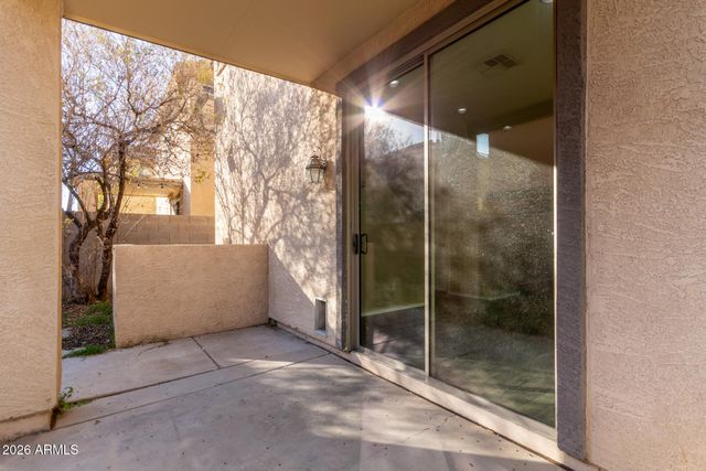 6419 W SOPHIE Lane, Laveen, AZ 85339