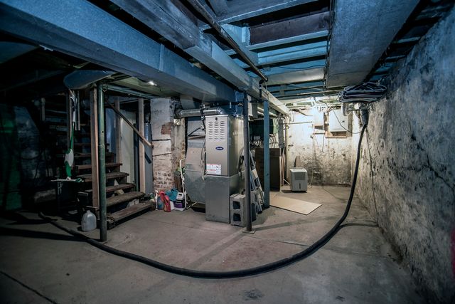 810 S 4th Avenue, Kankakee, IL 60901