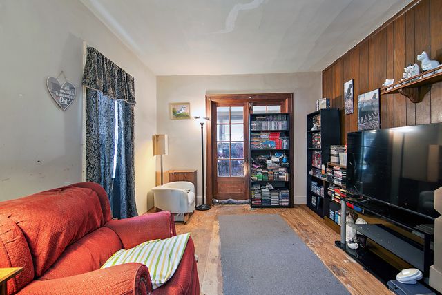 810 S 4th Avenue, Kankakee, IL 60901