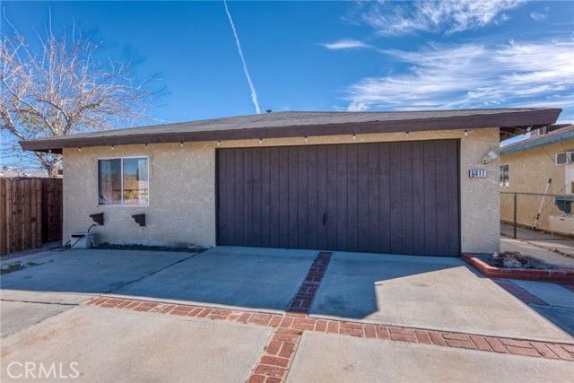 6411 Mountain View, Joshua Tree, CA 92252
