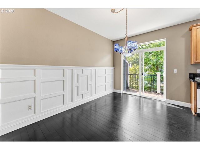 876 Nw COUNCIL Dr, Gresham, OR 97030