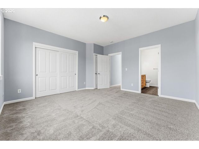 876 Nw COUNCIL Dr, Gresham, OR 97030