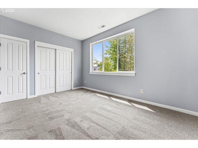 876 Nw COUNCIL Dr, Gresham, OR 97030