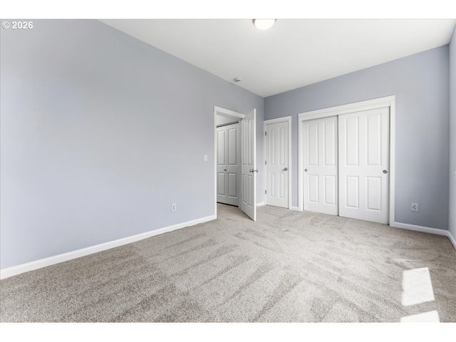 876 Nw COUNCIL Dr, Gresham, OR 97030