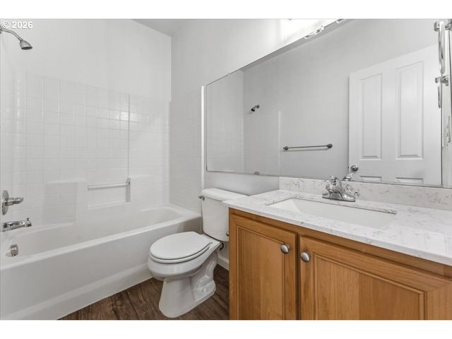876 Nw COUNCIL Dr, Gresham, OR 97030